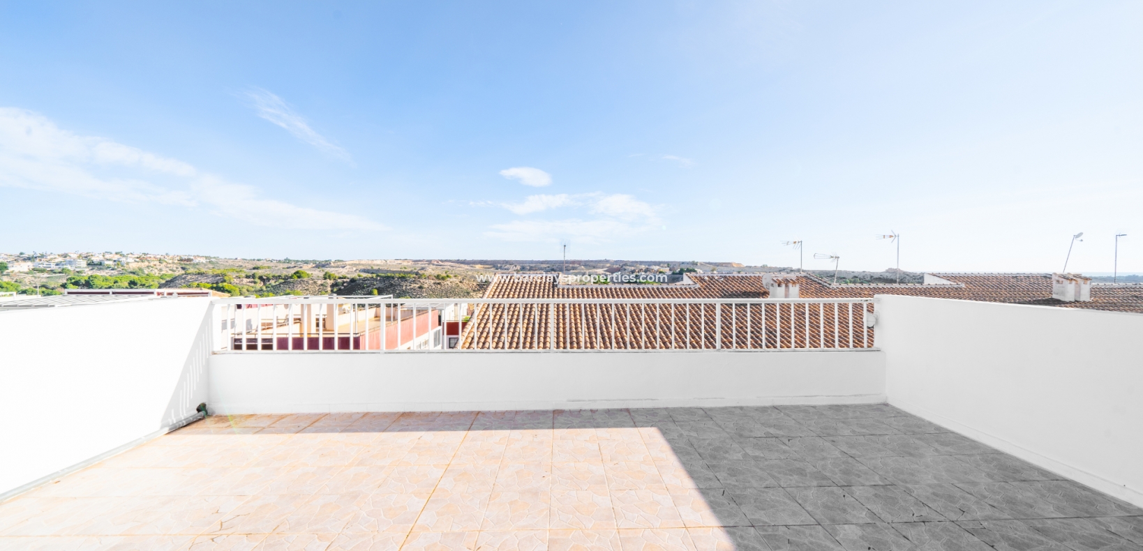 Resale - Reihenhaus - Urb. La Marina