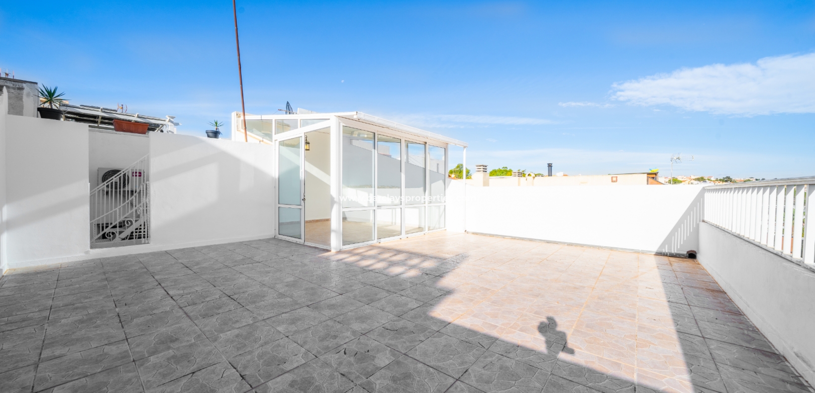 Resale - Reihenhaus - Urb. La Marina