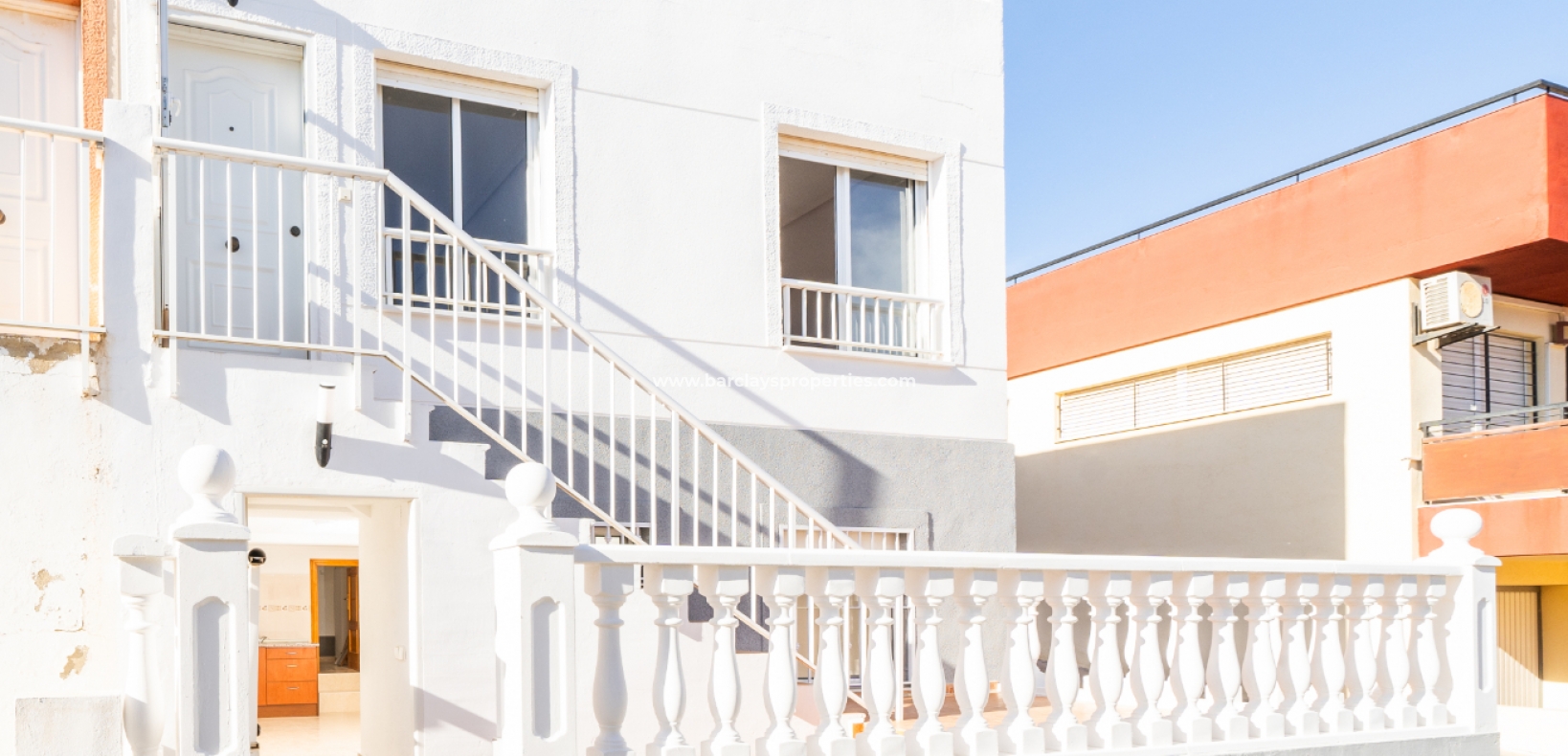 Resale - Reihenhaus - Urb. La Marina