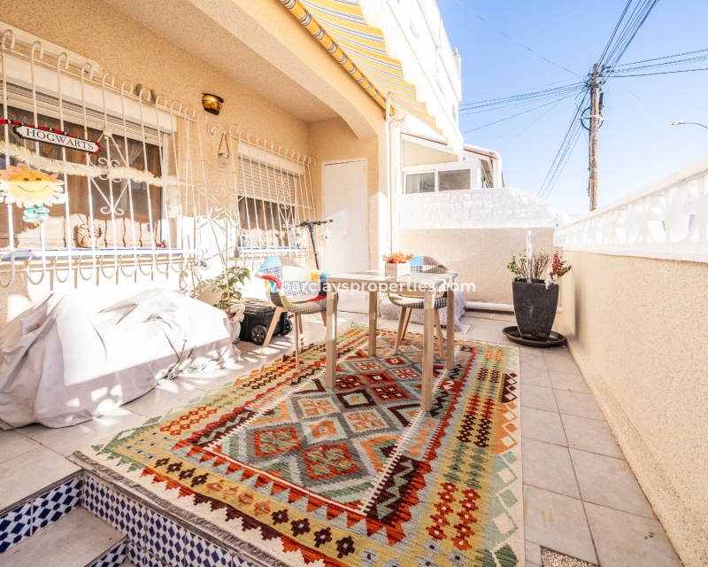 Resale - Reihenhaus - Urb. La Marina