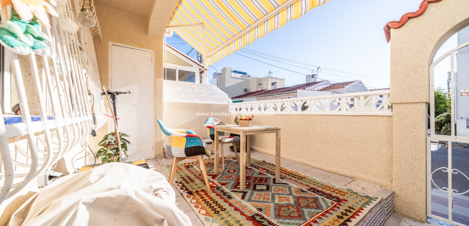 Resale - Reihenhaus - Urb. La Marina