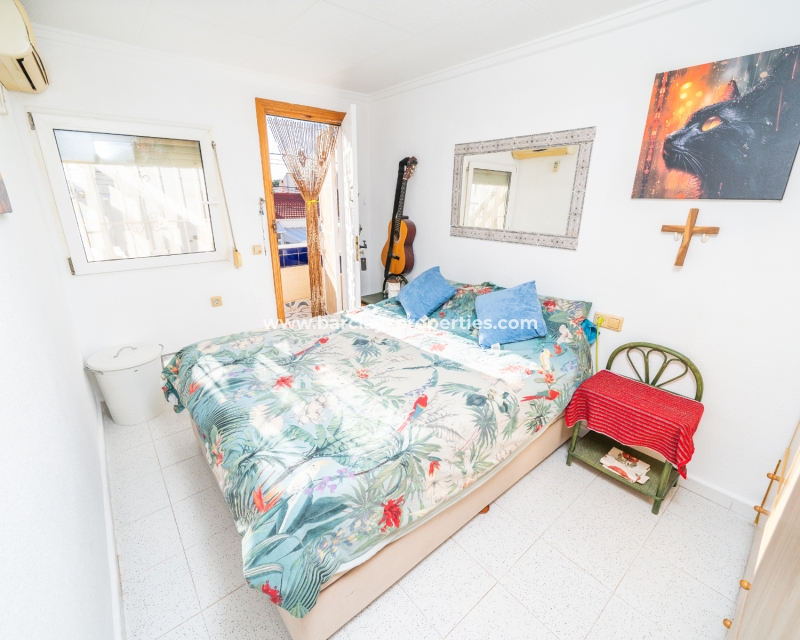 Resale - Reihenhaus - Urb. La Marina