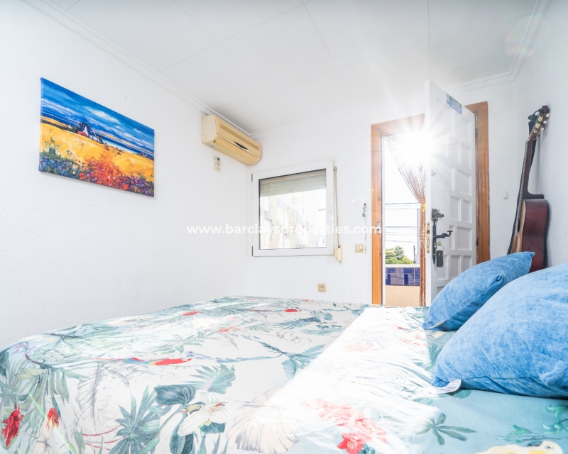 Resale - Reihenhaus - Urb. La Marina