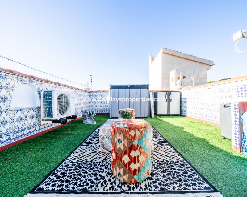 Resale - Reihenhaus - Urb. La Marina