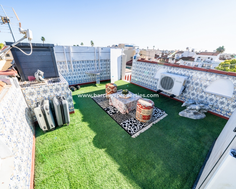 Resale - Reihenhaus - Urb. La Marina