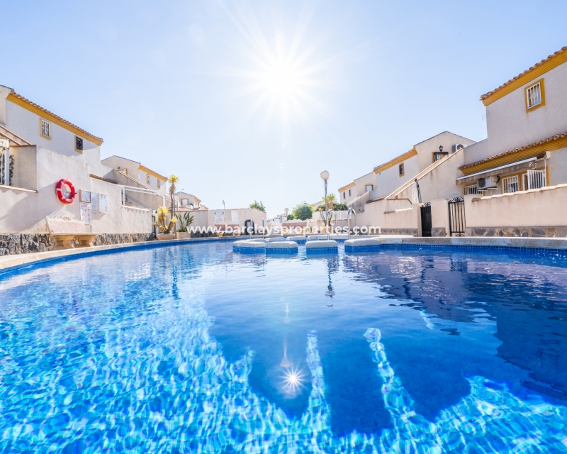 Resale - Reihenhaus - Urb. La Marina