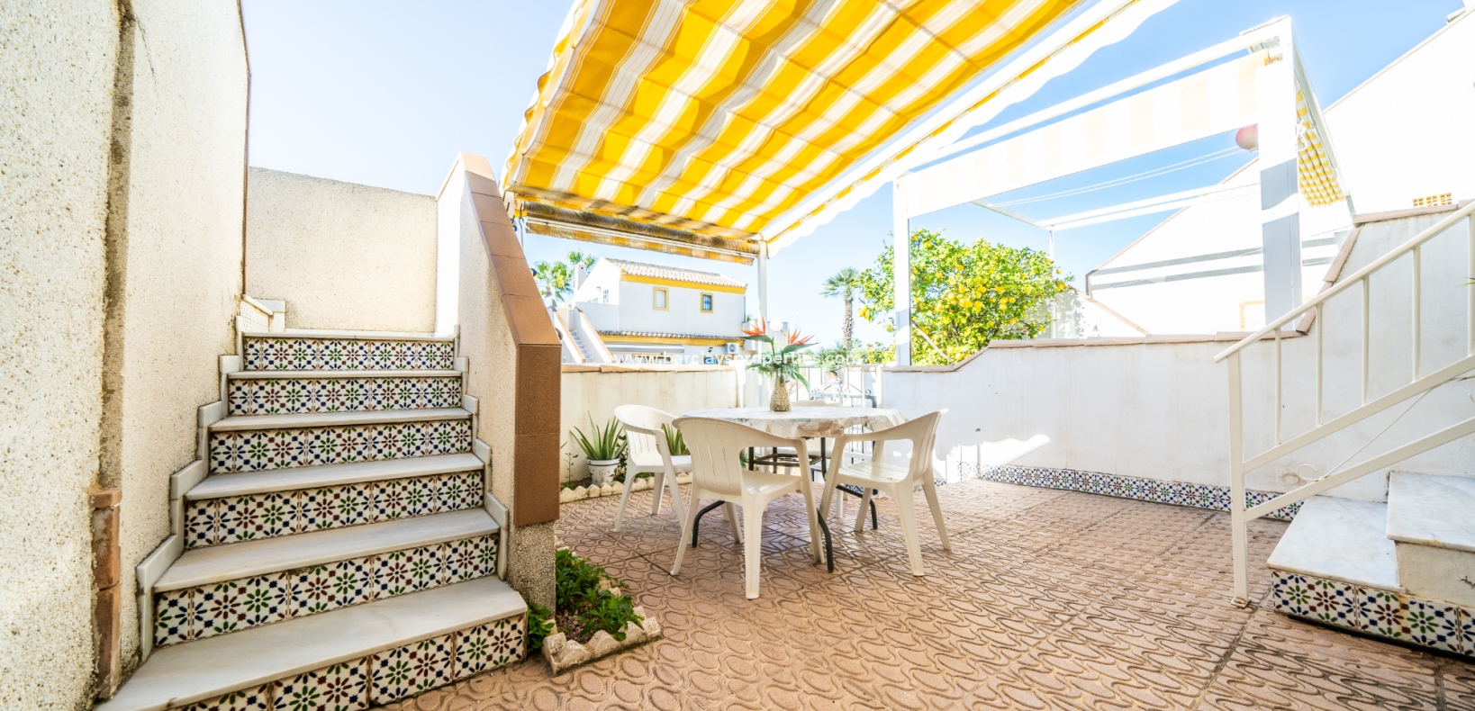 Resale - Reihenhaus - Urb. La Marina