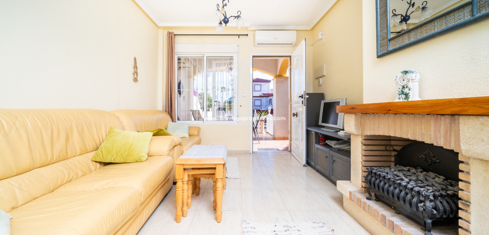 Resale - Reihenhaus - Urb. La Marina