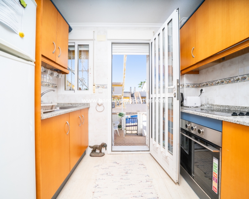 Resale - Reihenhaus - Urb. La Marina