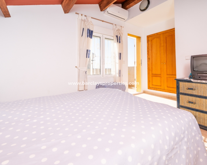 Resale - Reihenhaus - Urb. La Marina