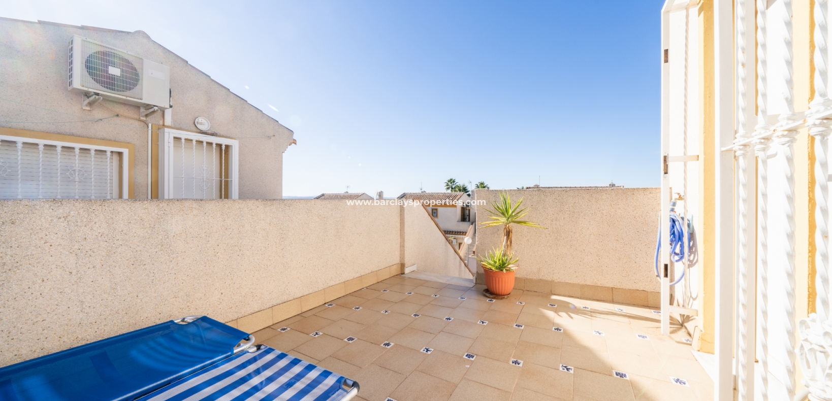 Resale - Reihenhaus - Urb. La Marina