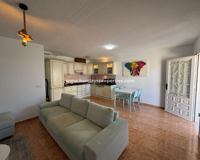 Resale - Reihenhaus - Urb. La Marina