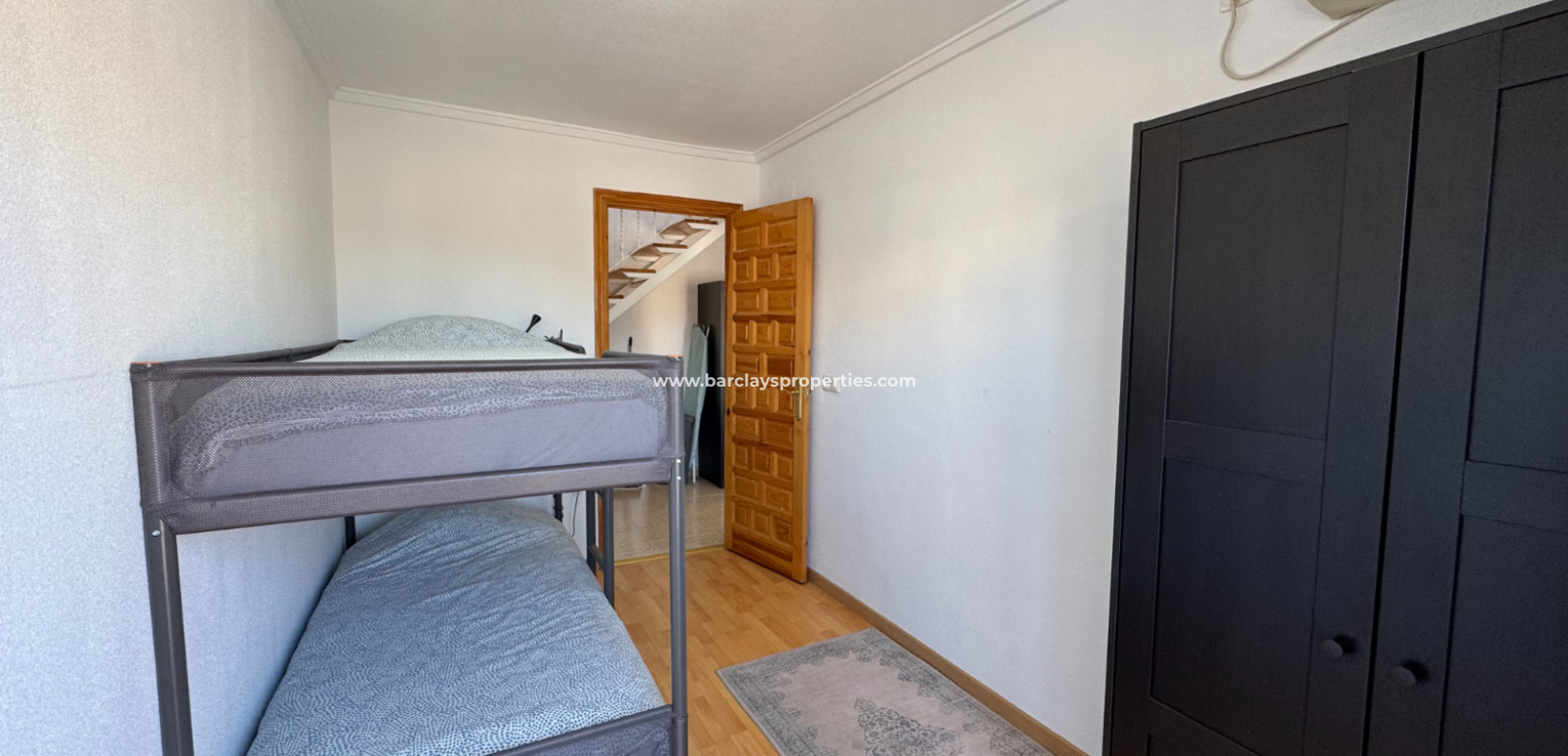 Resale - Reihenhaus - Urb. La Marina