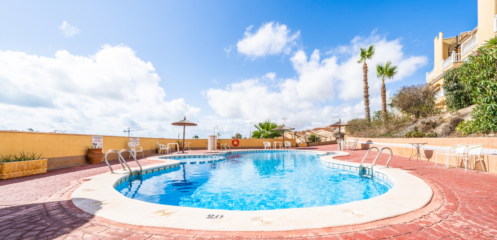 Resale - Reihenhaus - Urb. La Marina