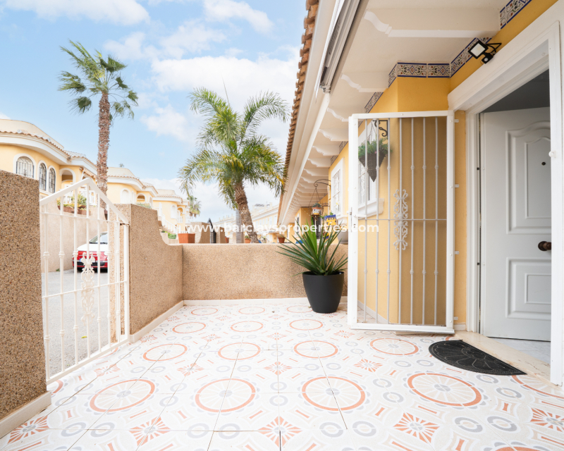 Resale - Reihenhaus - Urb. La Marina
