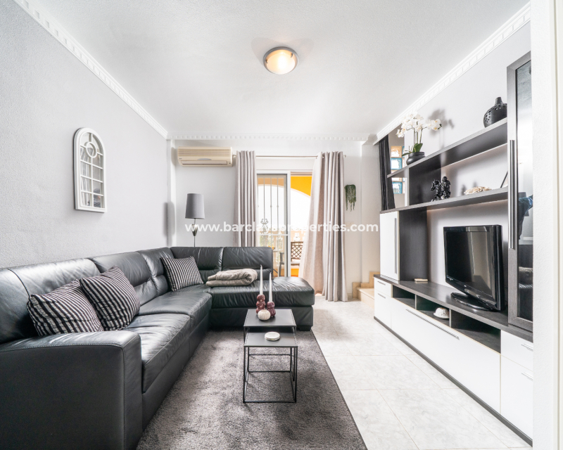 Resale - Reihenhaus - Urb. La Marina