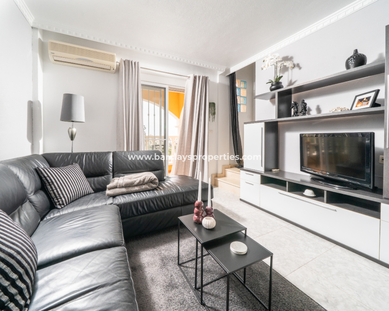 Resale - Reihenhaus - Urb. La Marina