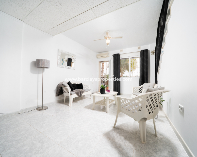 Resale - Reihenhaus - Urb. La Marina