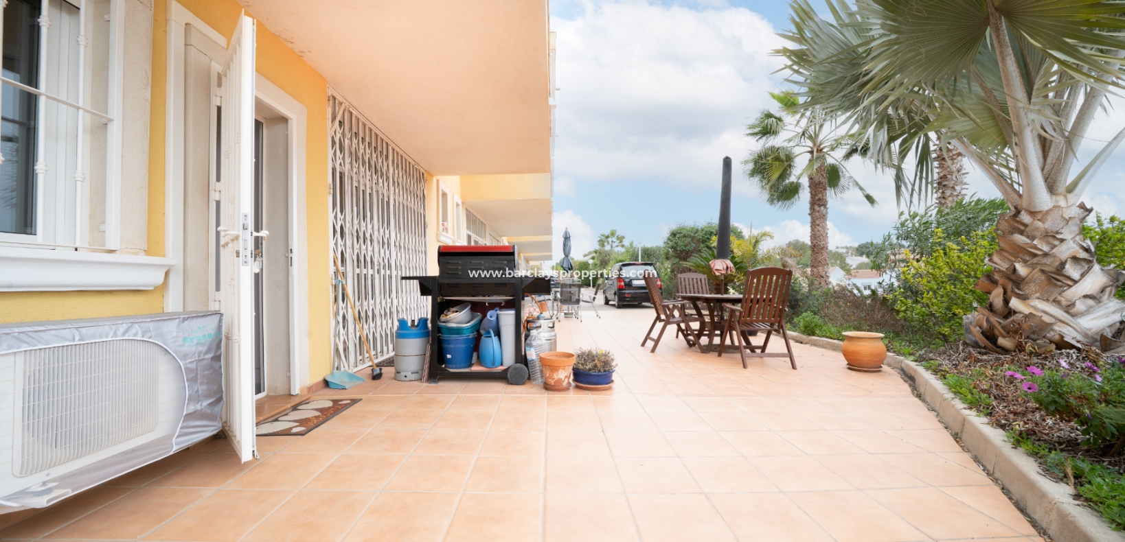 Resale - Reihenhaus - Urb. La Marina