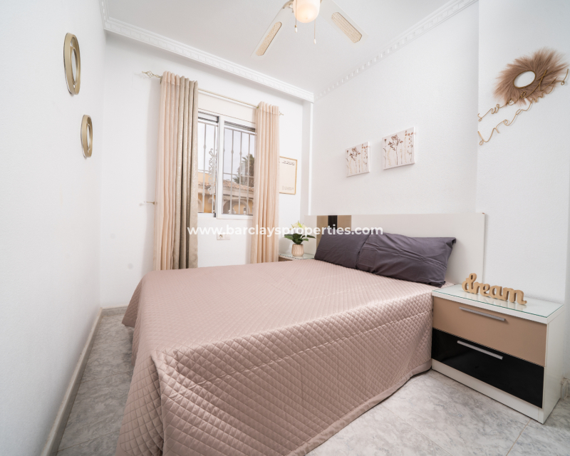 Resale - Reihenhaus - Urb. La Marina