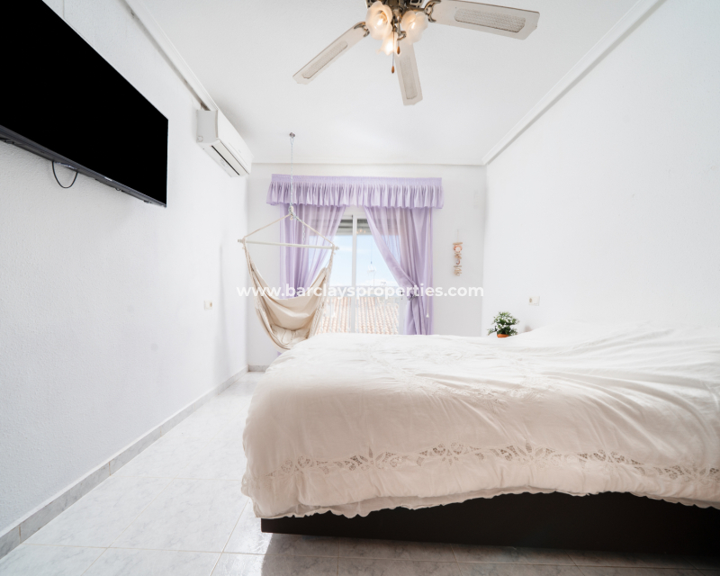 Resale - Reihenhaus - Urb. La Marina