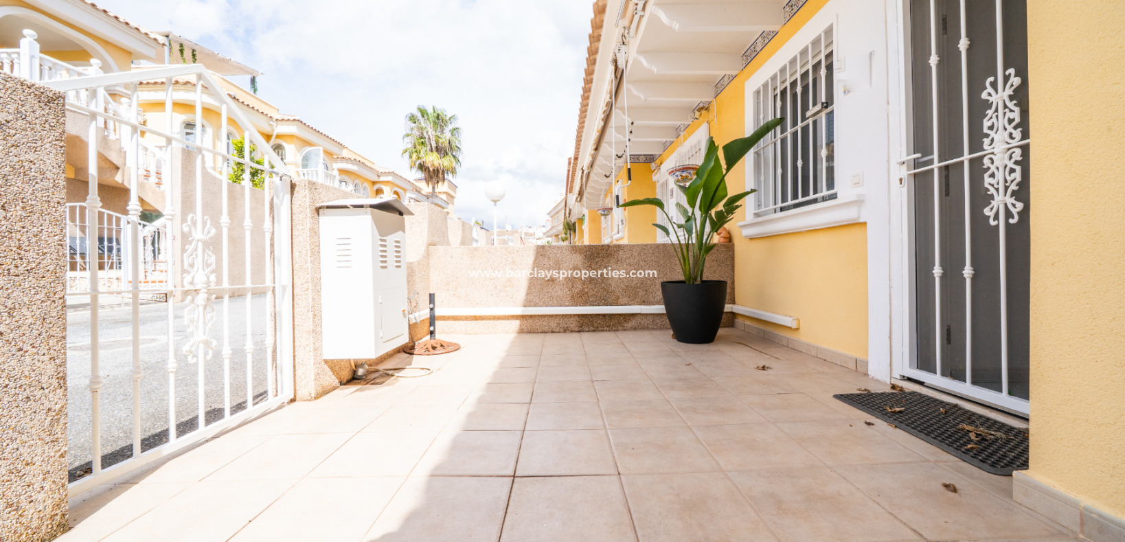 Resale - Reihenhaus - Urb. La Marina