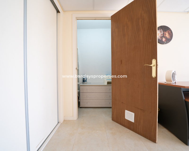 Resale - Reihenhaus - Urb. La Marina