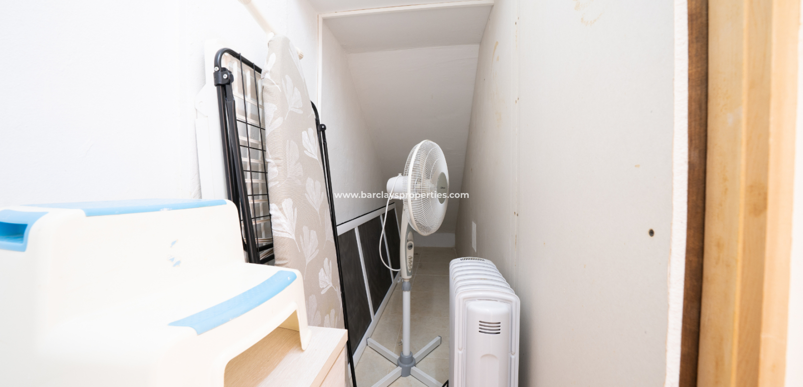 Resale - Reihenhaus - Urb. La Marina