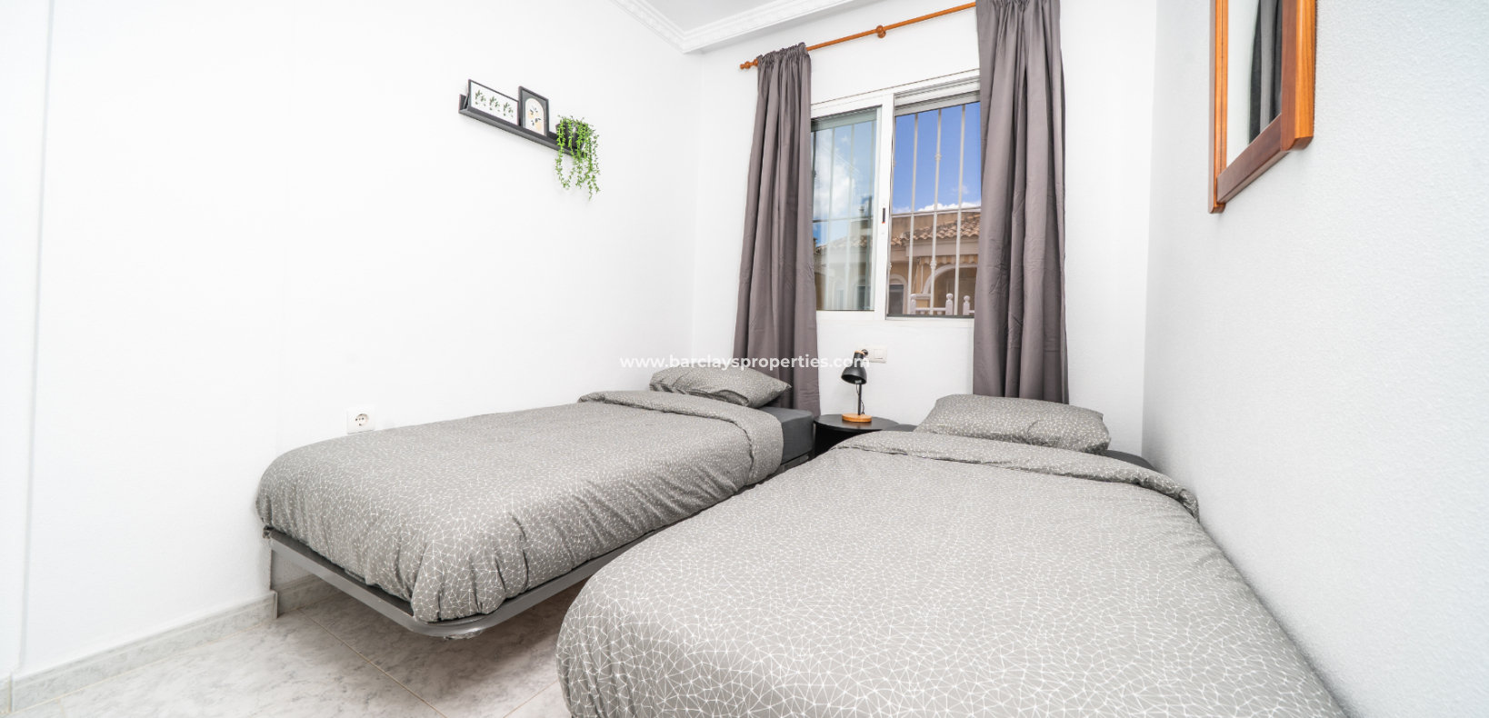 Resale - Reihenhaus - Urb. La Marina