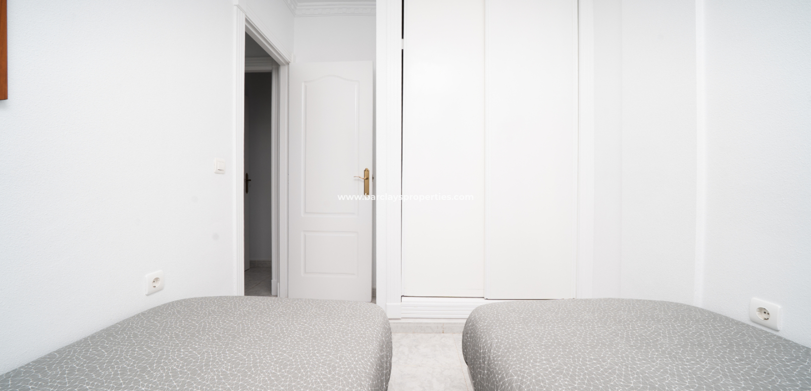 Resale - Reihenhaus - Urb. La Marina