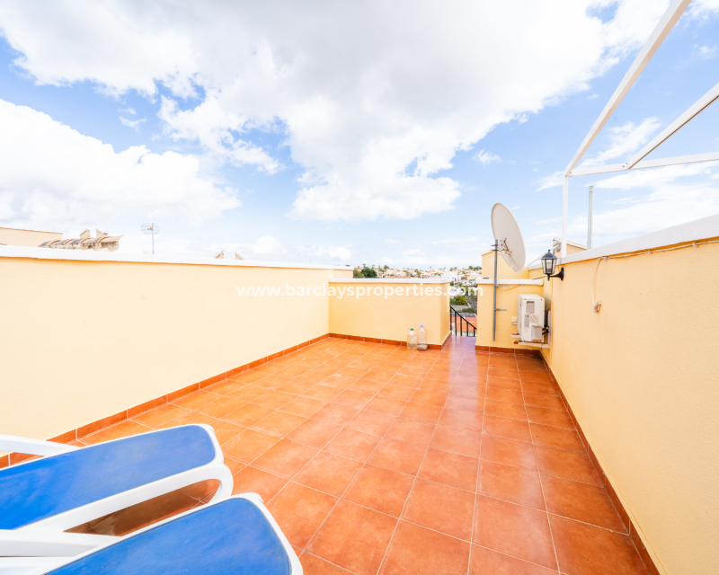 Resale - Reihenhaus - Urb. La Marina