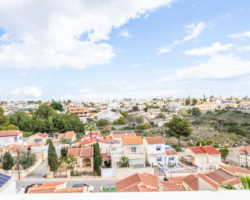 Resale - Reihenhaus - Urb. La Marina