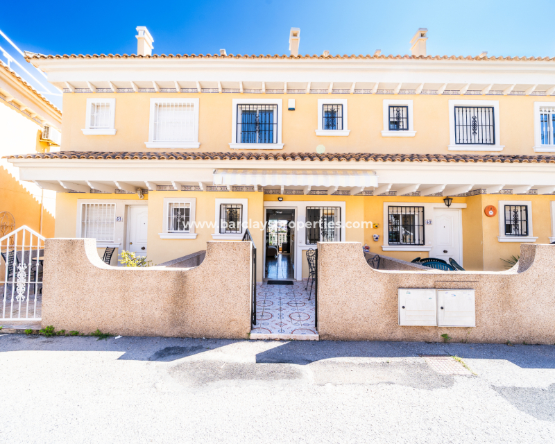 Resale - Reihenhaus - Urb. La Marina