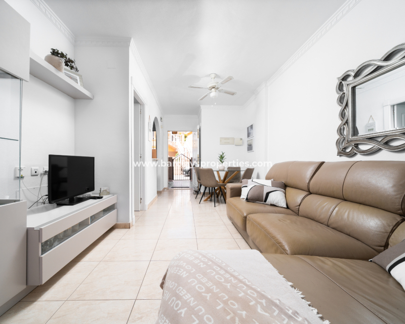 Resale - Reihenhaus - Urb. La Marina