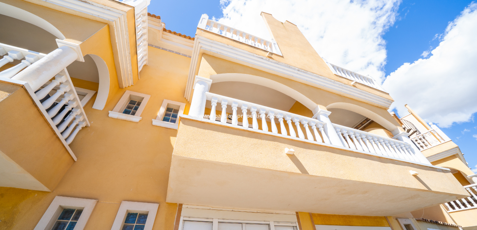 Resale - Reihenhaus - Urb. La Marina