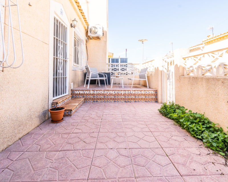 Resale - Reihenhaus - Urb. La Marina