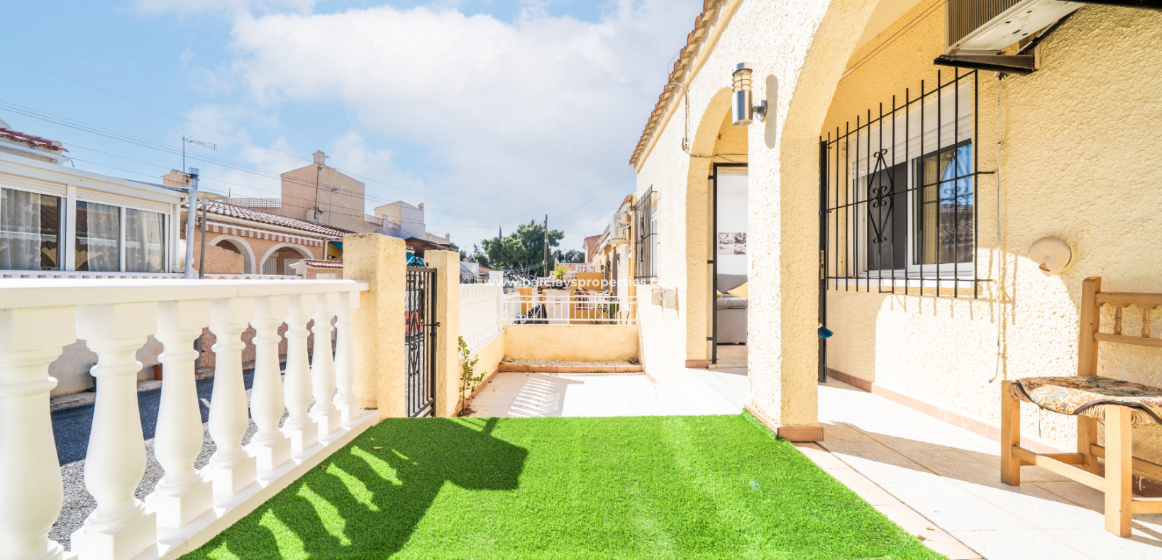 Resale - Reihenhaus - Urb. La Marina