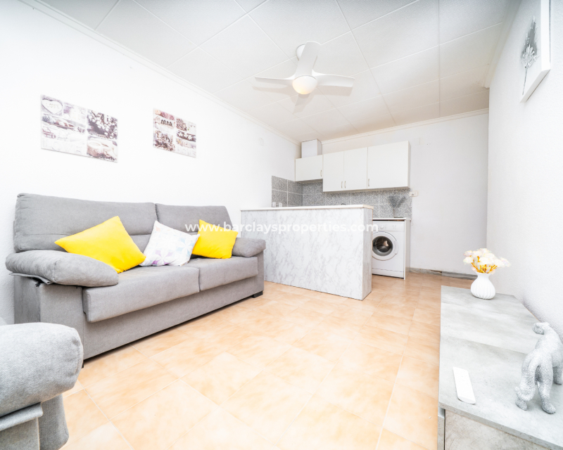 Resale - Reihenhaus - Urb. La Marina