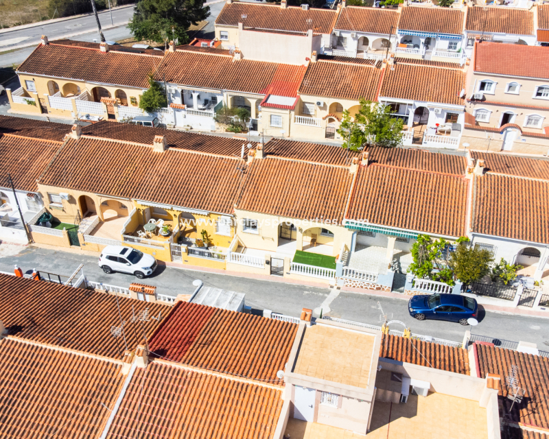 Resale - Reihenhaus - Urb. La Marina