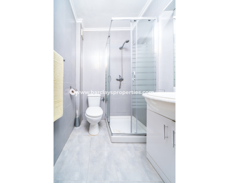 Resale - Reihenhaus - Urb. La Marina