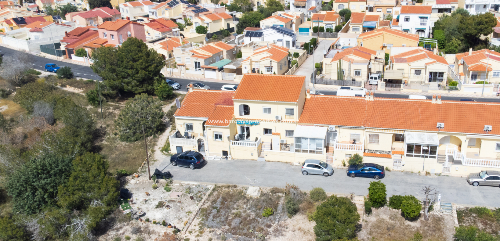 Resale - Reihenhaus - Urb. La Marina