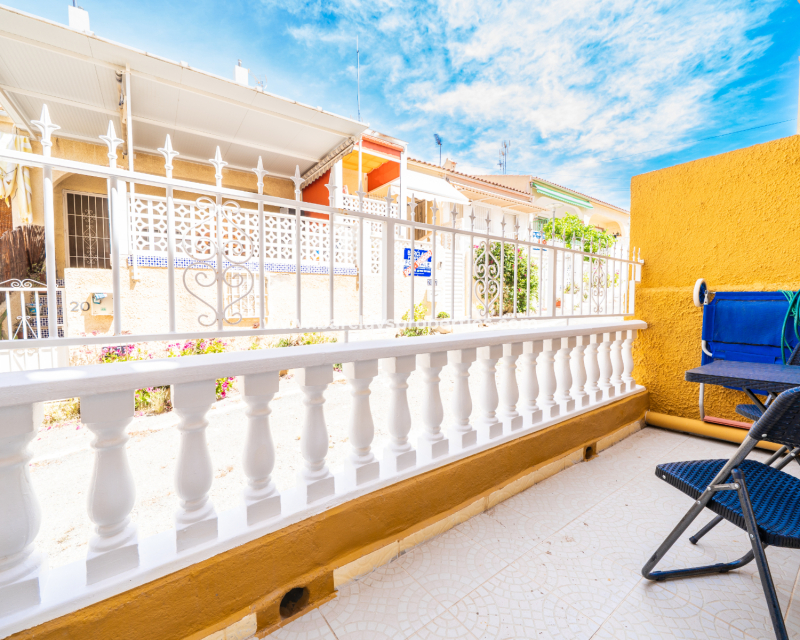 Resale - Reihenhaus - Urb. La Marina