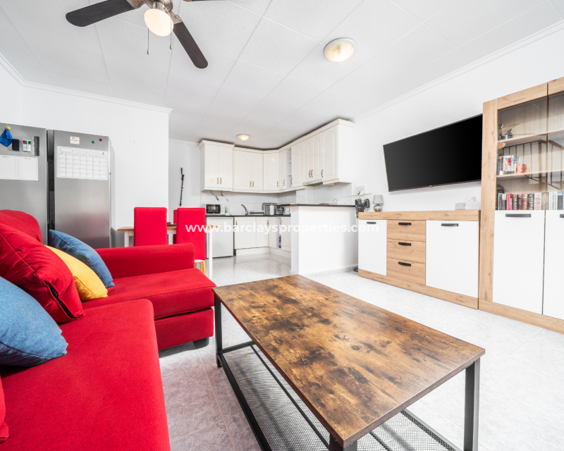 Resale - Reihenhaus - Urb. La Marina