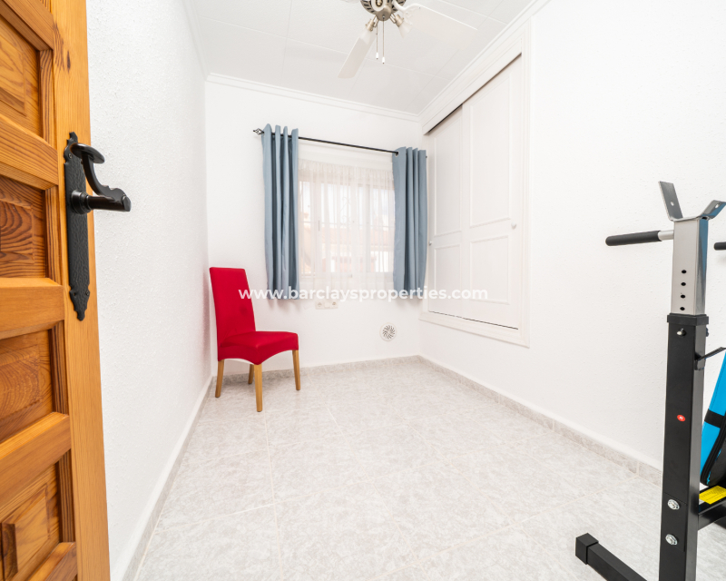 Resale - Reihenhaus - Urb. La Marina