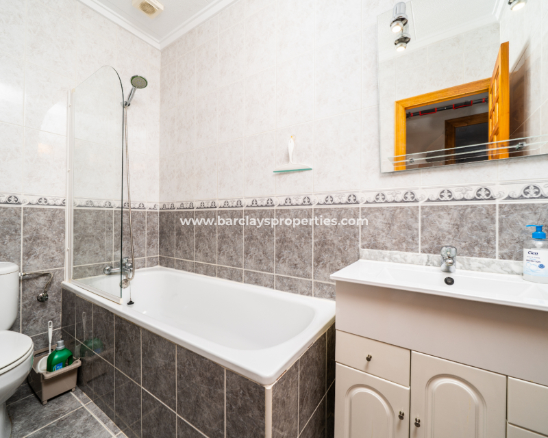 Resale - Reihenhaus - Urb. La Marina