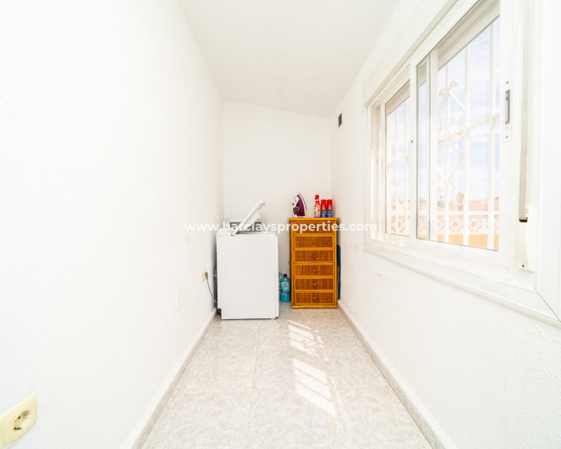 Resale - Reihenhaus - Urb. La Marina