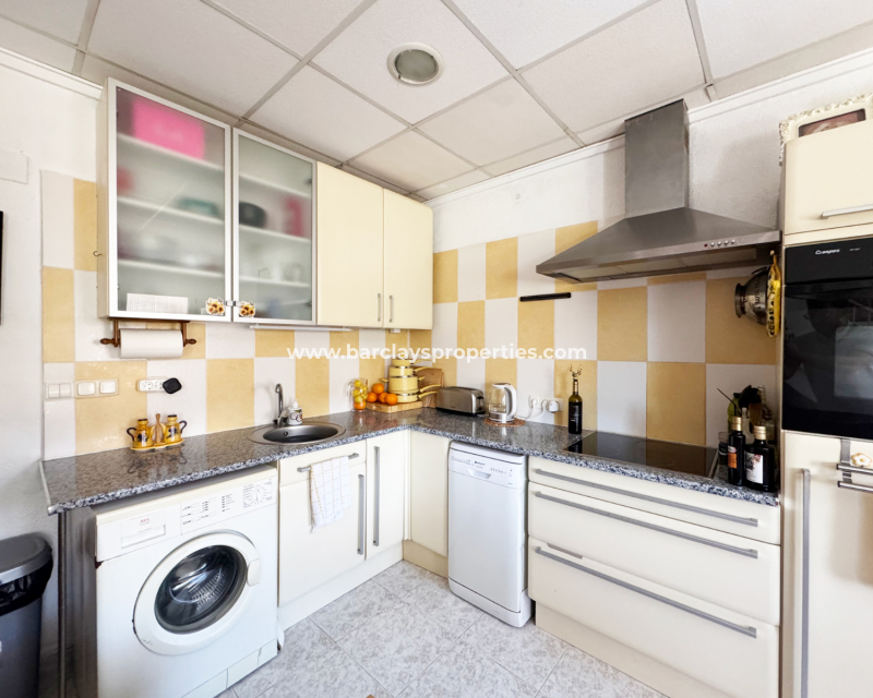 Resale - Reihenhaus - Urb. La Marina