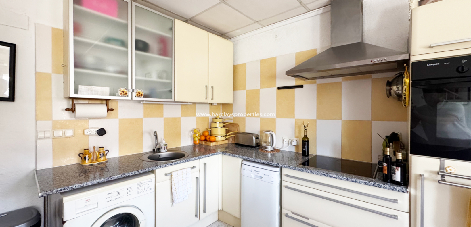 Resale - Reihenhaus - Urb. La Marina