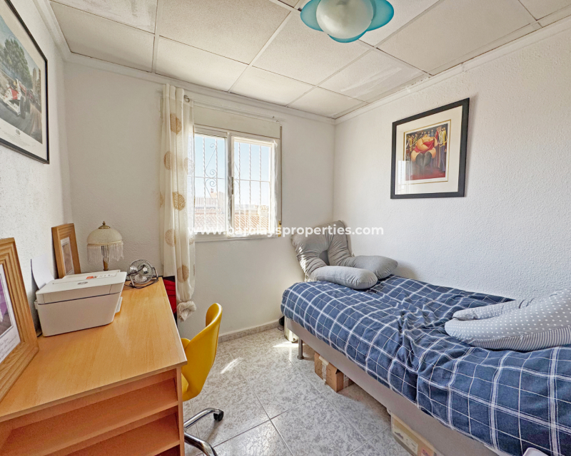 Resale - Reihenhaus - Urb. La Marina