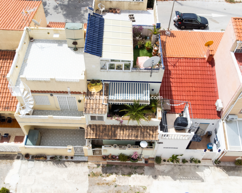 Resale - Reihenhaus - Urb. La Marina